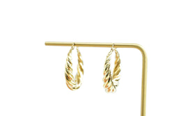 Weaving Hoop Earrings with Ruby Touch