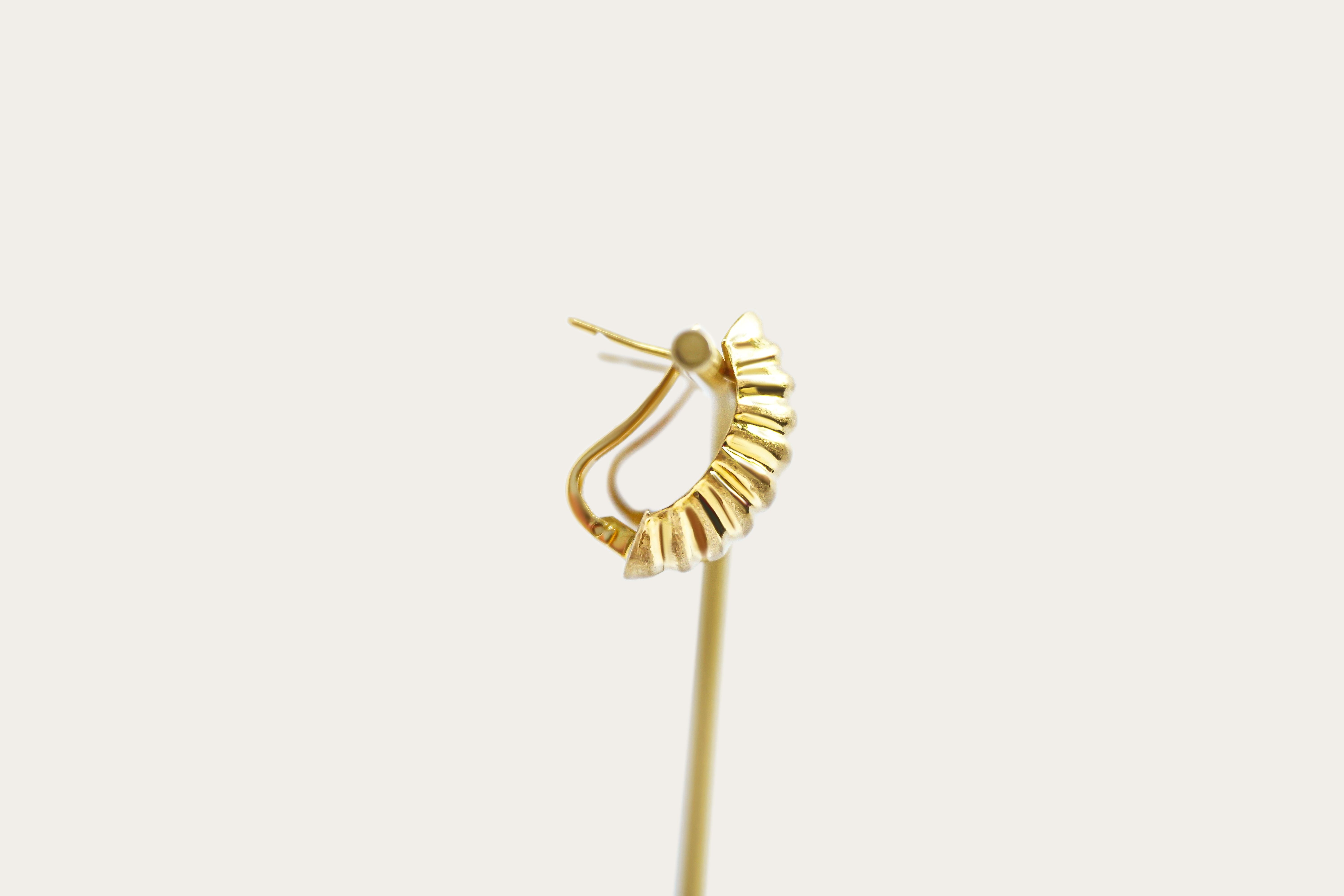 Ribbed Stud Gold Earrings Leverbacks