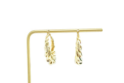 Weaving Hoop Earrings with Ruby Touch