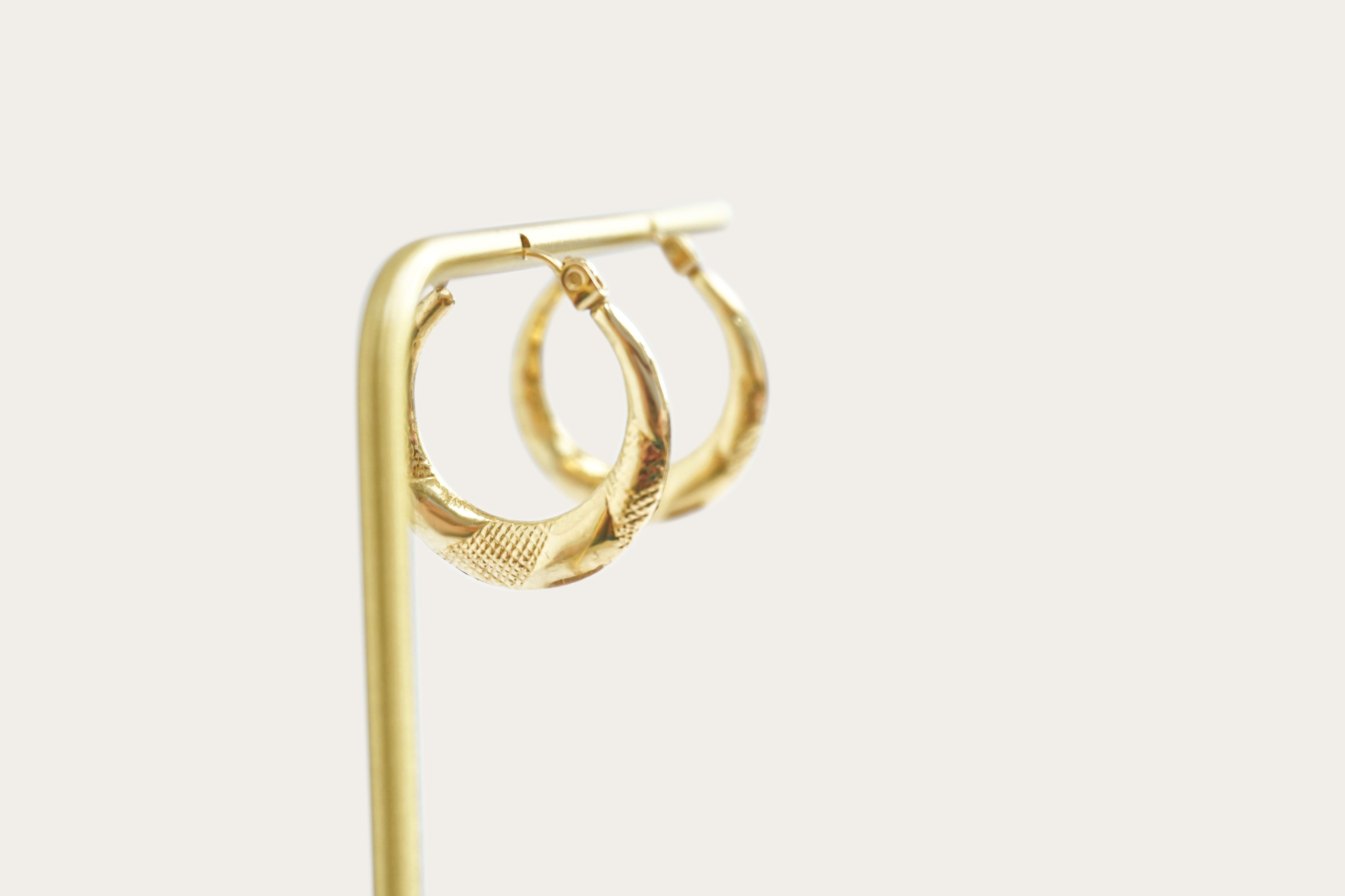 Textured Hoop gold Earrings Saddlebacks